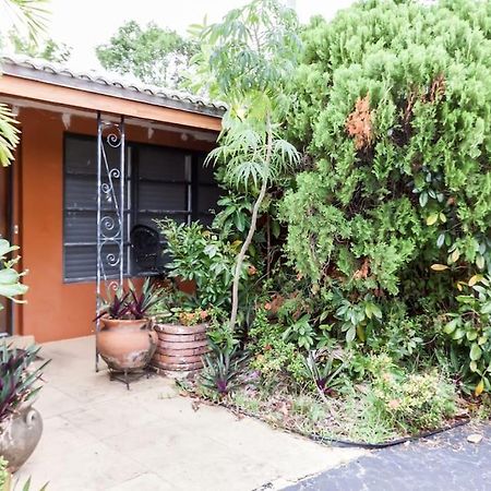 Comfortable Home, 7 Min Walk To Beach, Hot Tub, Pompano Beach Exterior foto