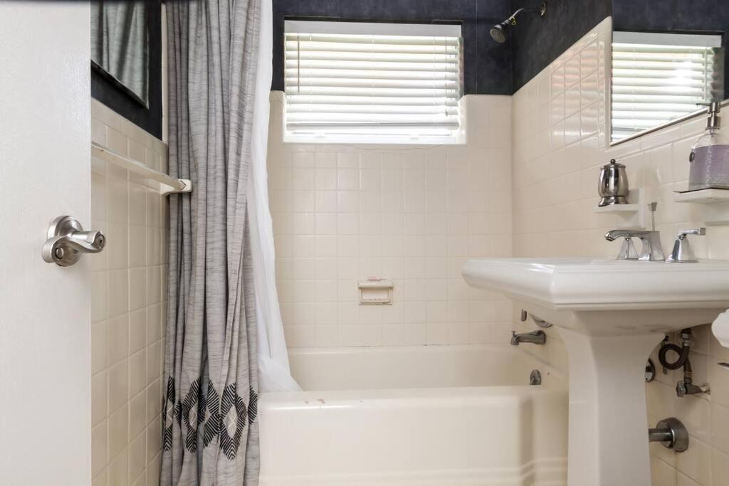 Comfortable Home, 7 Min Walk To Beach, Hot Tub, Pompano Beach Exterior foto